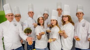 Przyszli mistrzowie usług żywieniowych w Zespole Szkół nr 2 w Łukowie