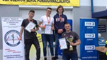Mistrzowie kierownicy z I LO